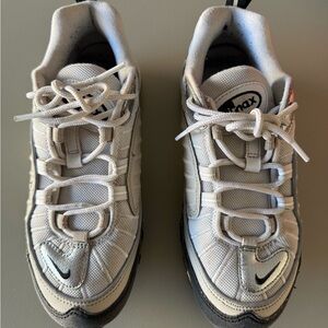 Nike White and Black Sneakers